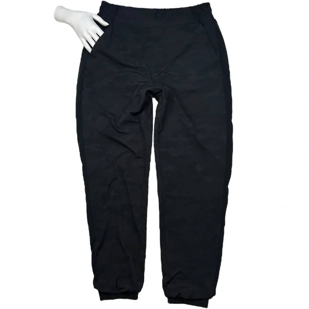 Athleta Brooklyn Textured Lined Black Camo Lux Jogger 6 ‎ #631615